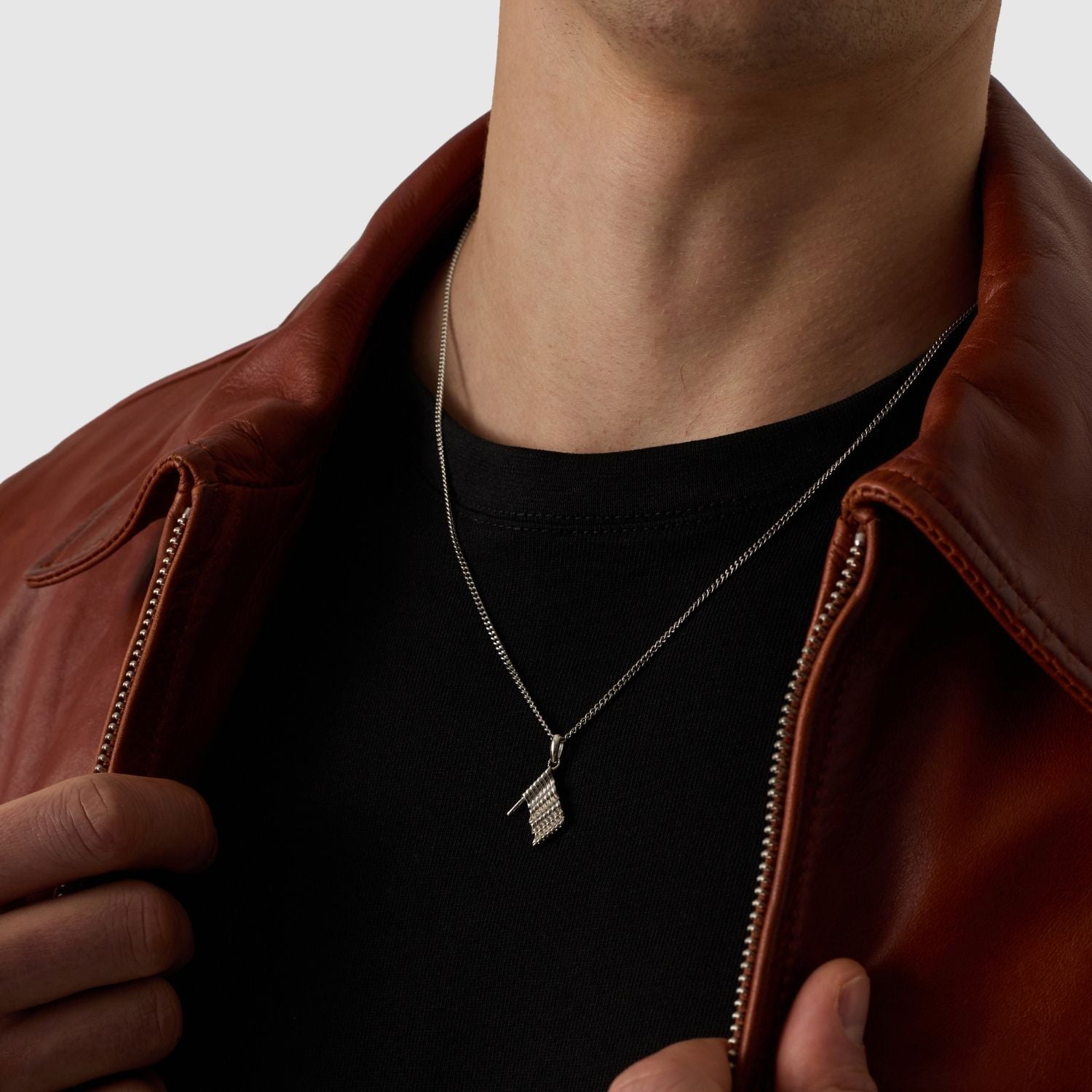 Chequered Flag (Silver)