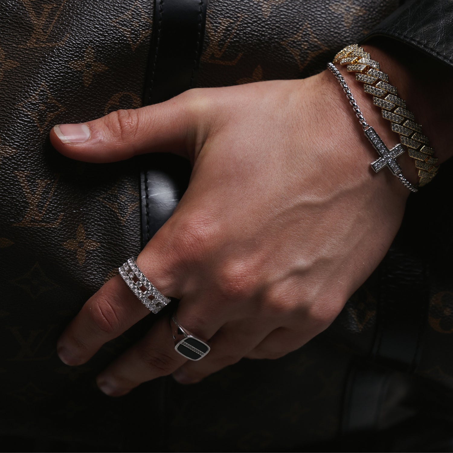 Iced Cross Bracelet (Silver)