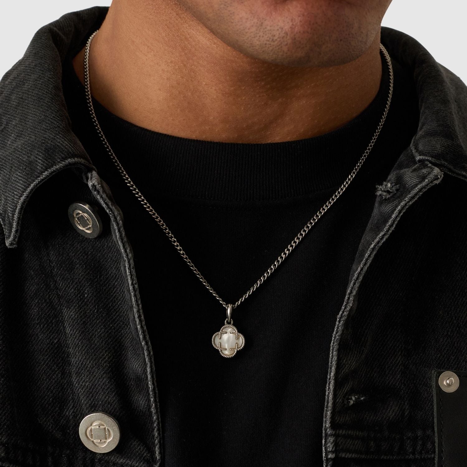 White Clover Stone Pendant (Silver)