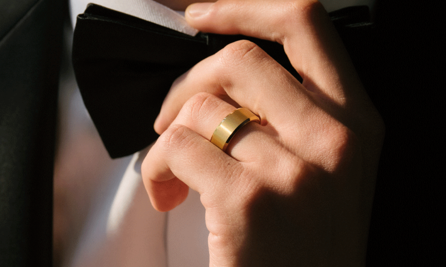 Comfort Fit vs Regular Fit Wedding Bands: Which Should You Choose?