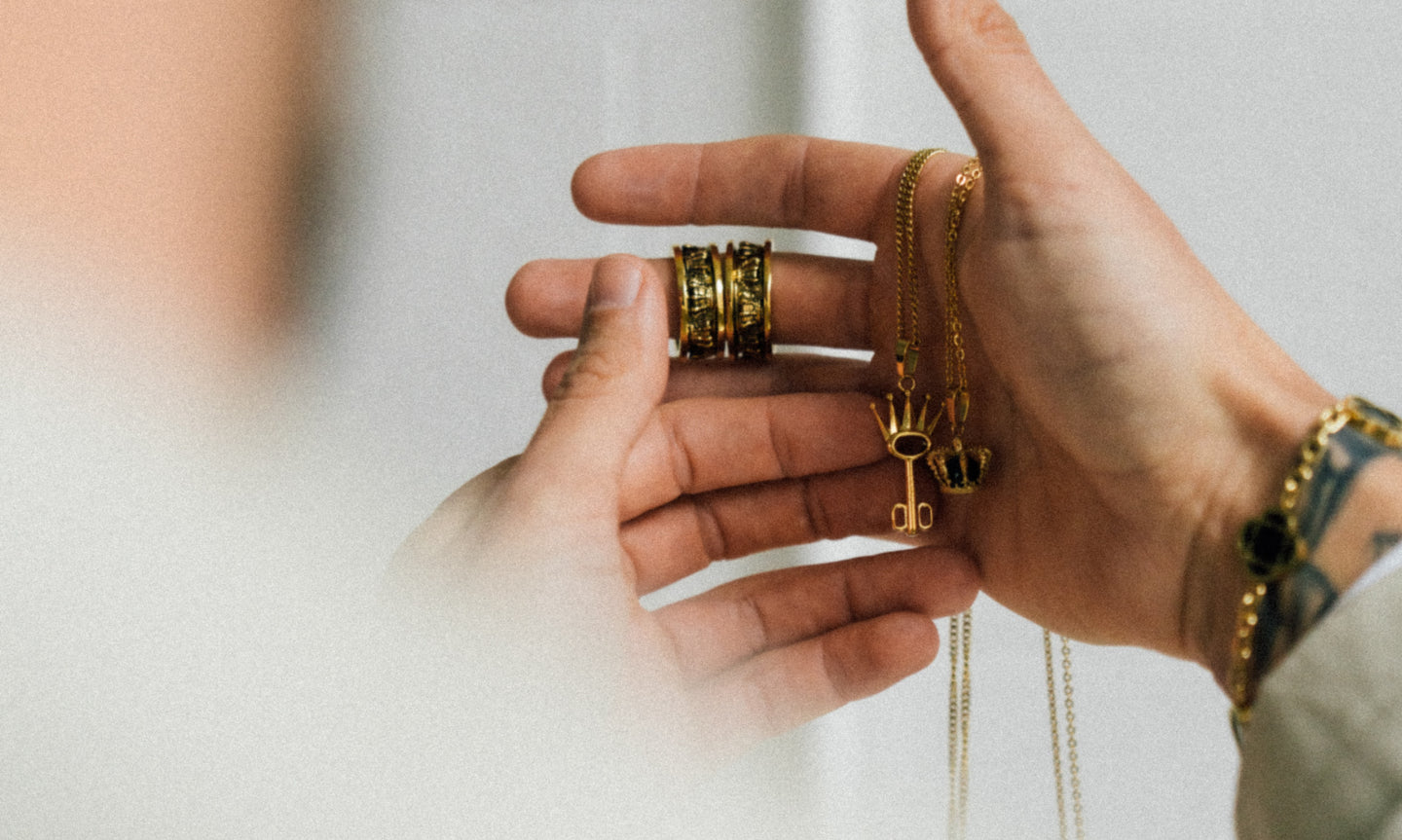 What Does Gold Represent? And What It Says About You