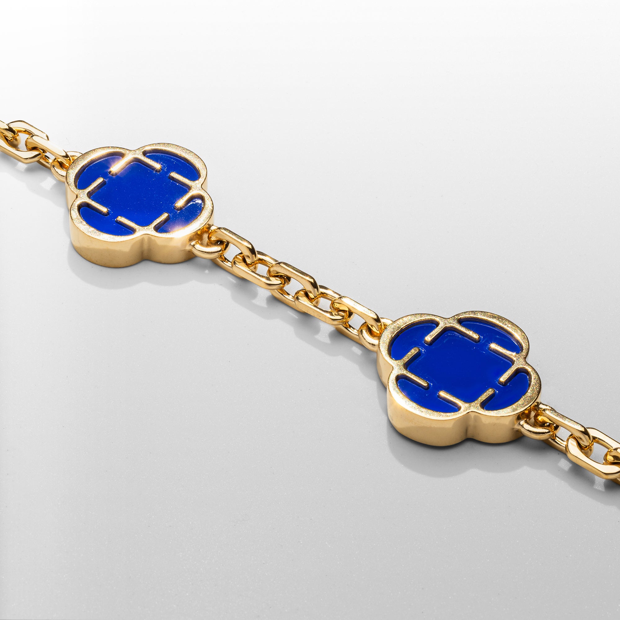 Blue Clover Stone Bracelet (Gold)