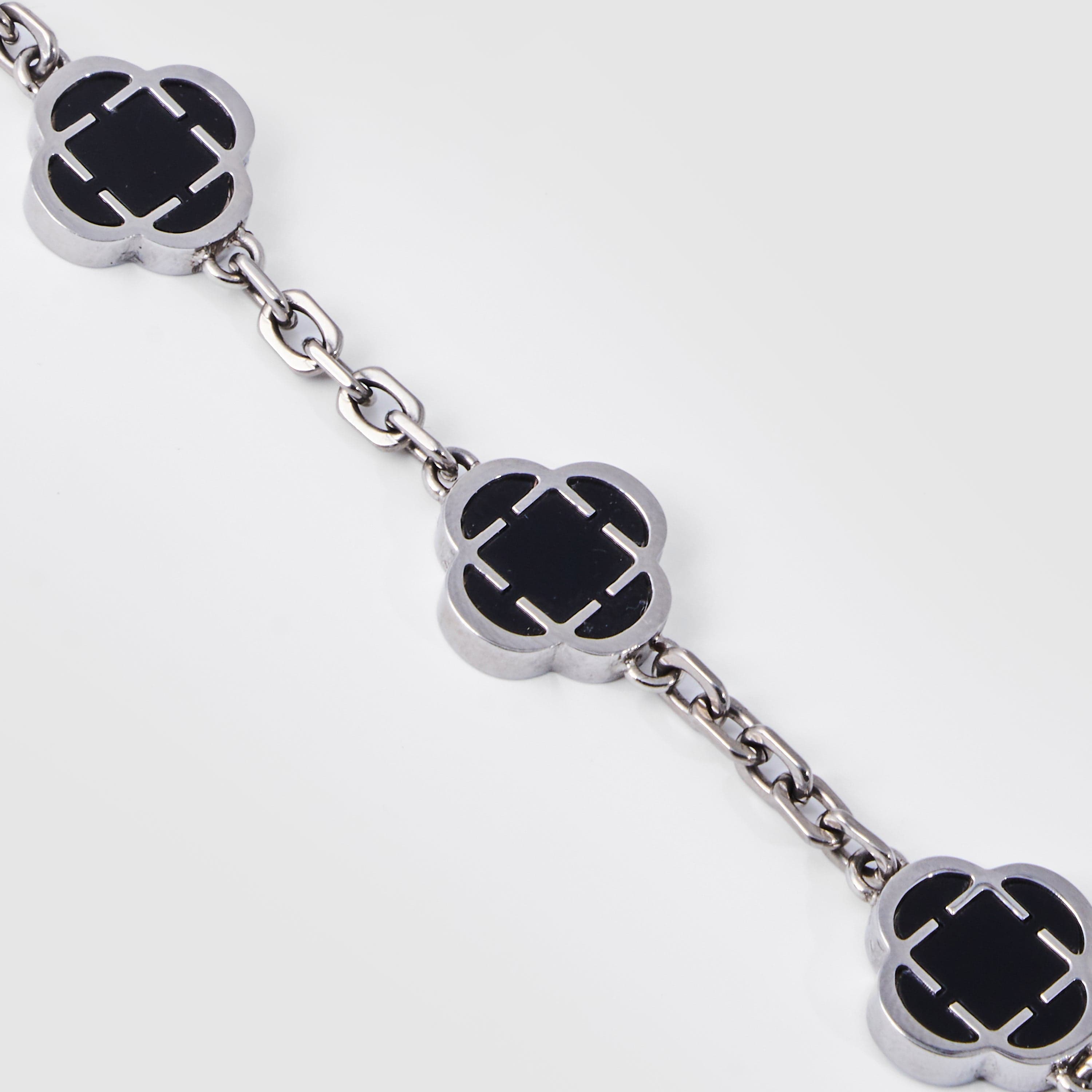 Onyx Clover Stone Bracelet (Silver)