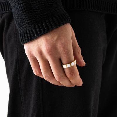 White Stone Band Ring (Gold)