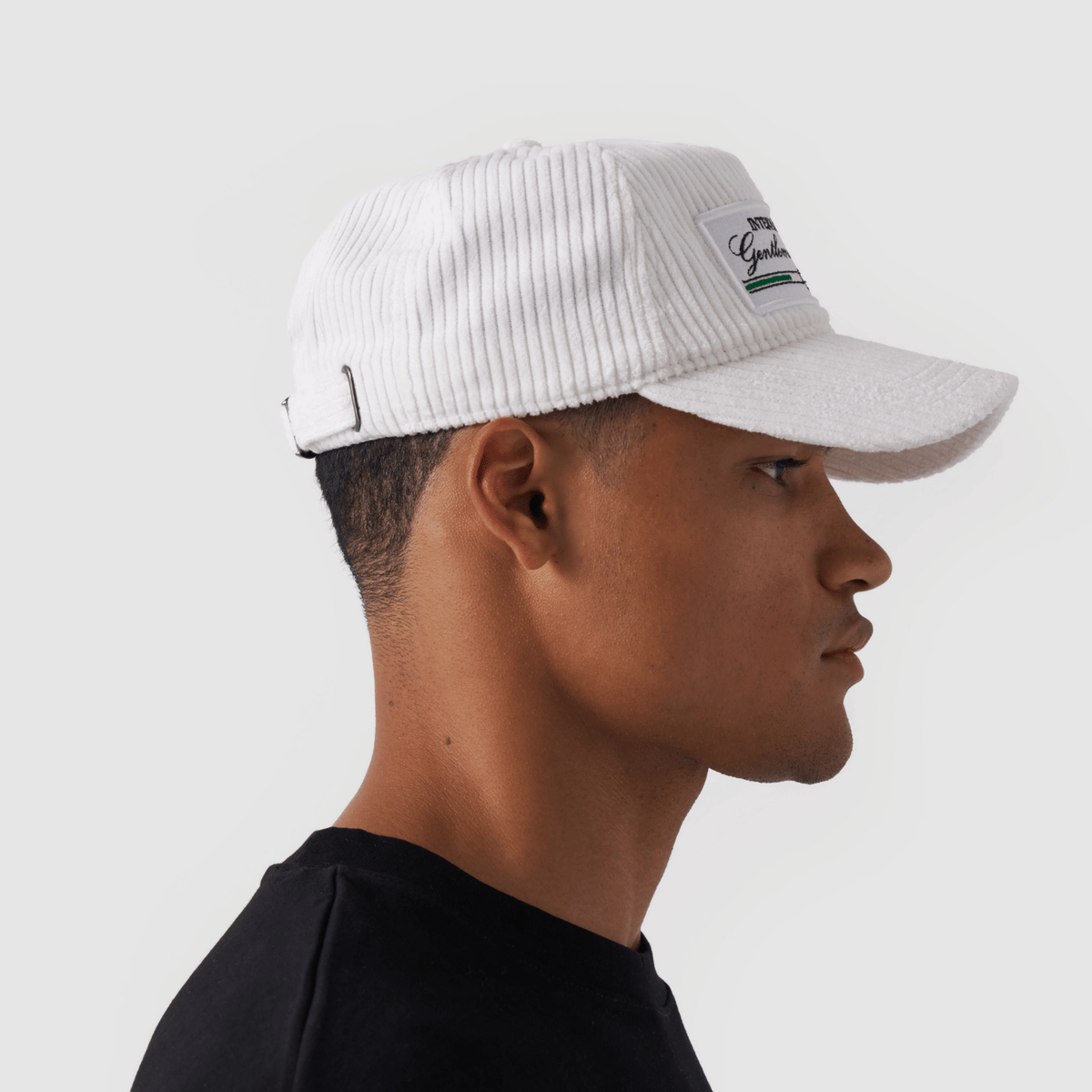 Italian Gentleman's Club Cap - Cord (White)