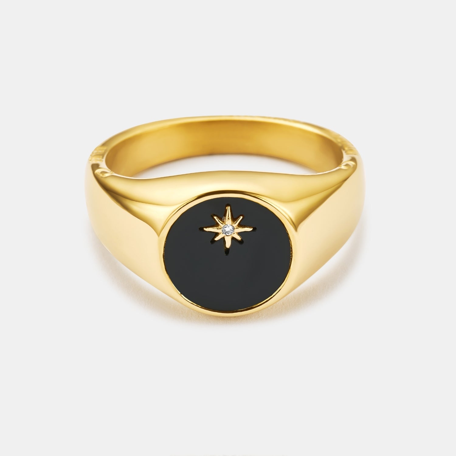 Onyx North Star Signet Ring (Gold)