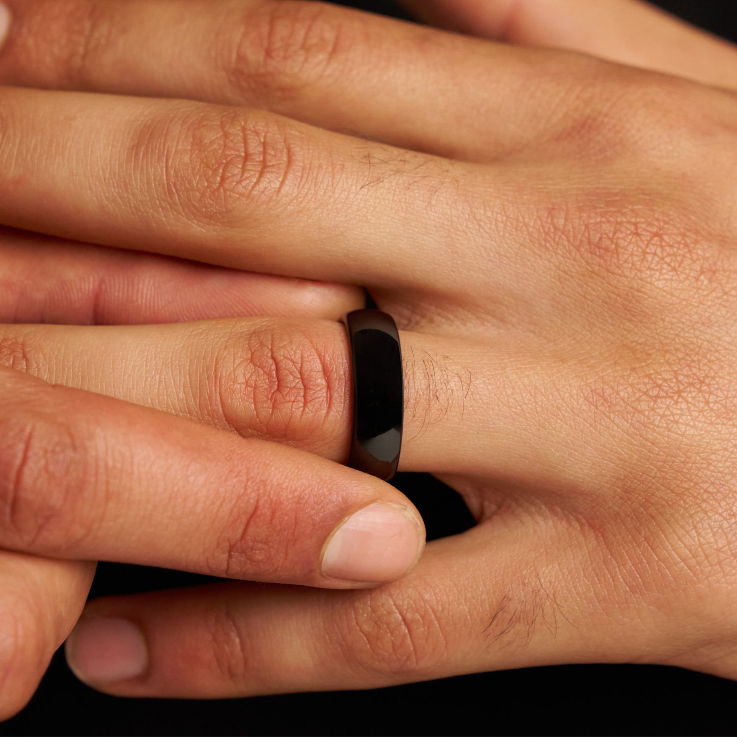 Rounded Wedding Ring (Black) 7mm