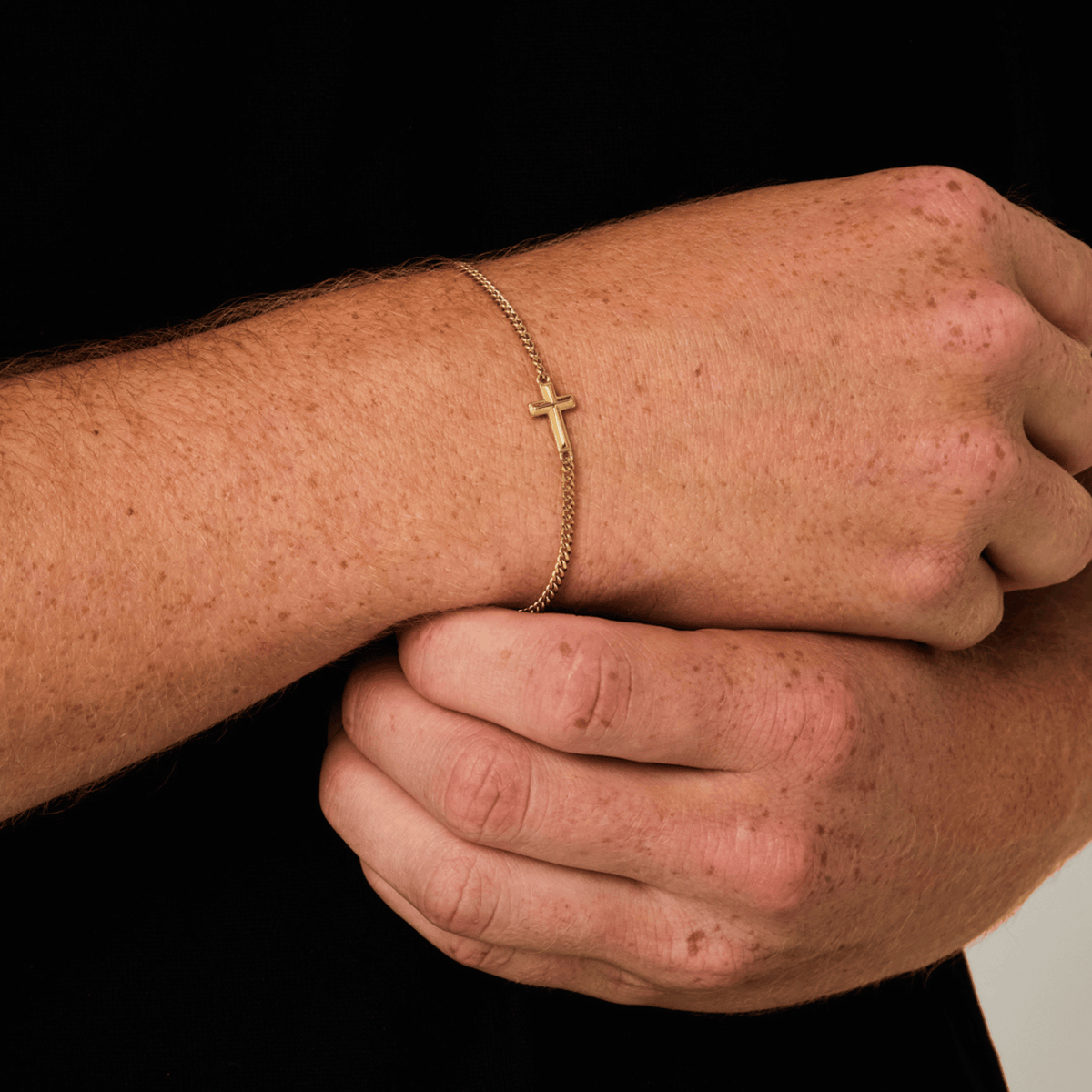 Cross Bracelet (Gold)