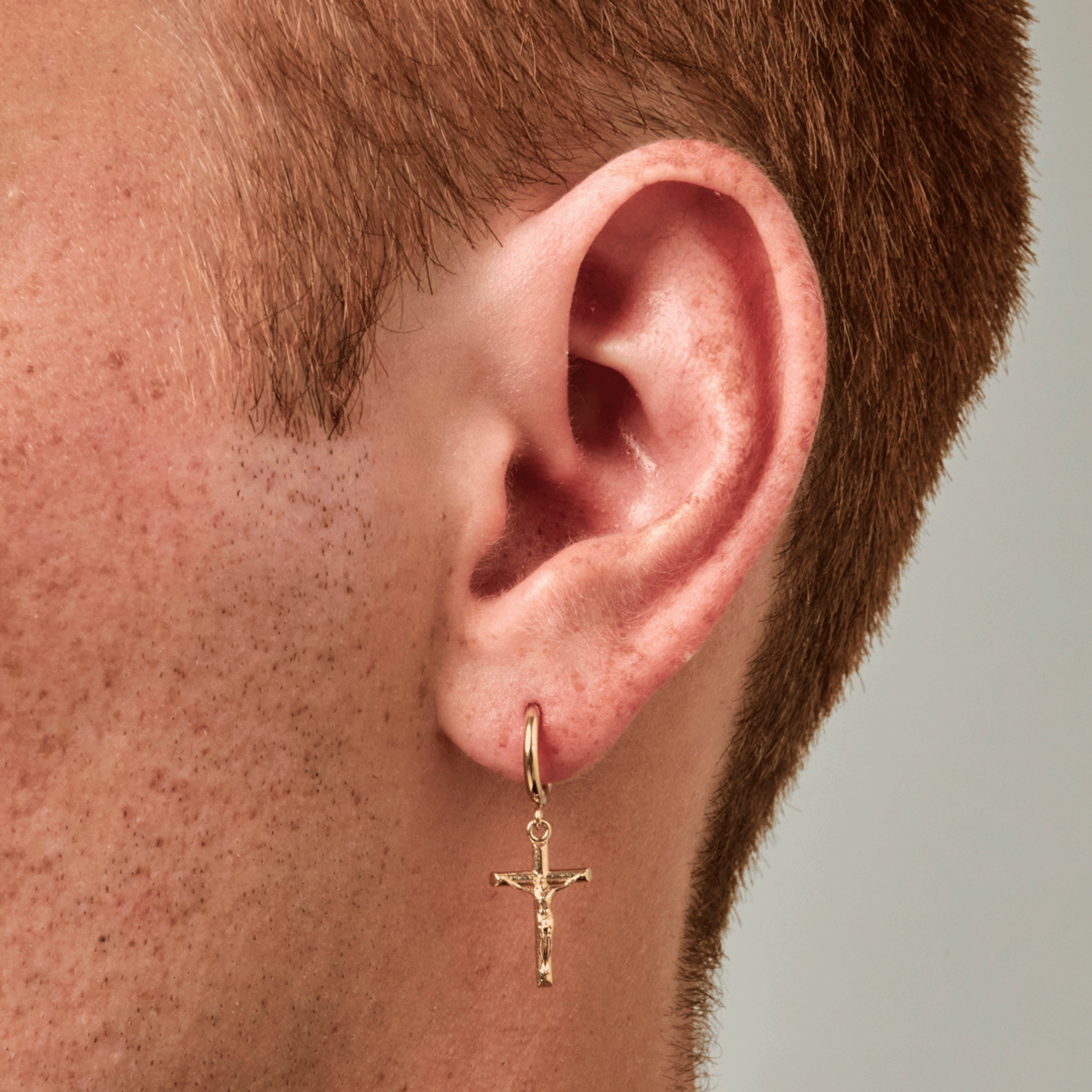 Crucifix Earring (Gold)