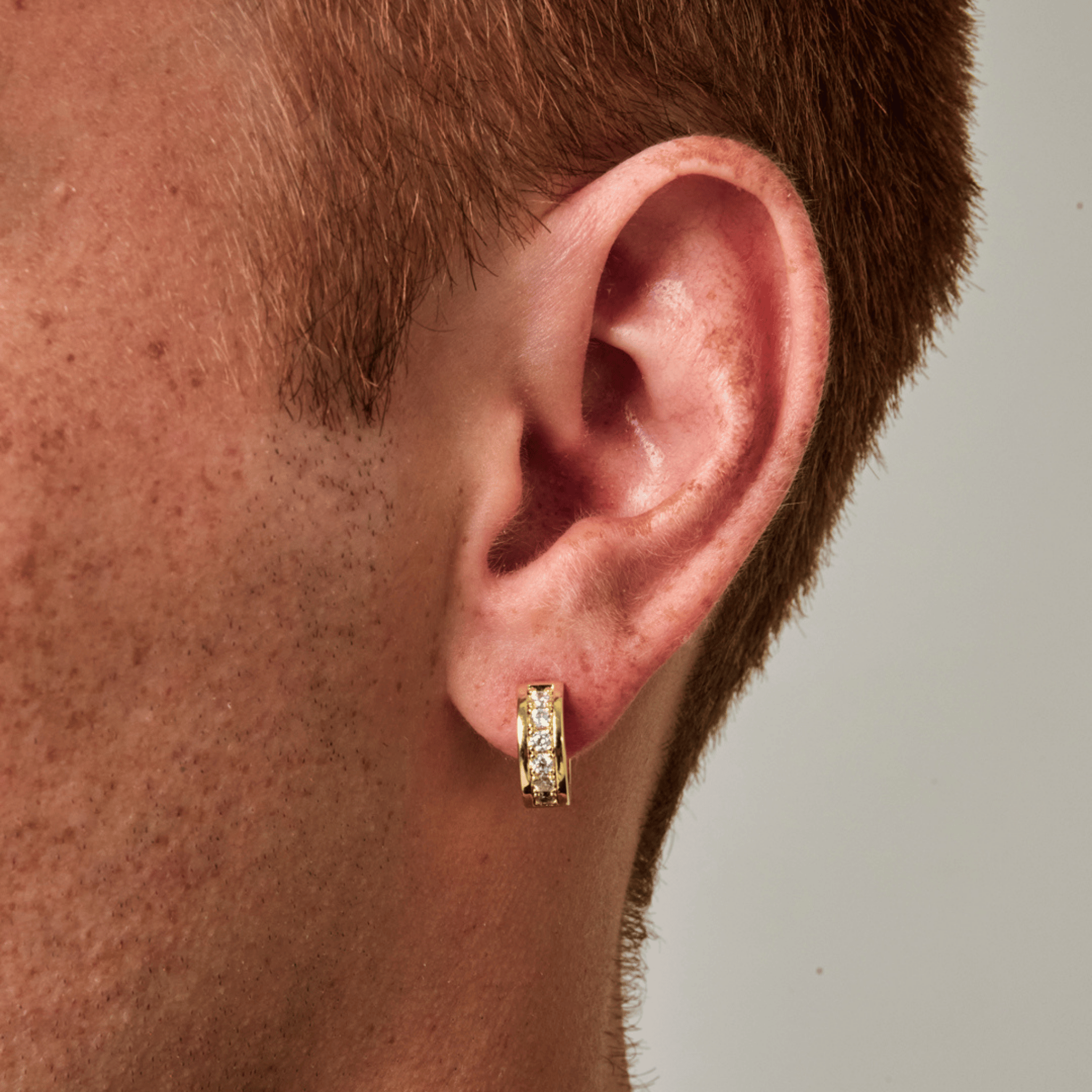 Diamond Hoop Earring (Gold)