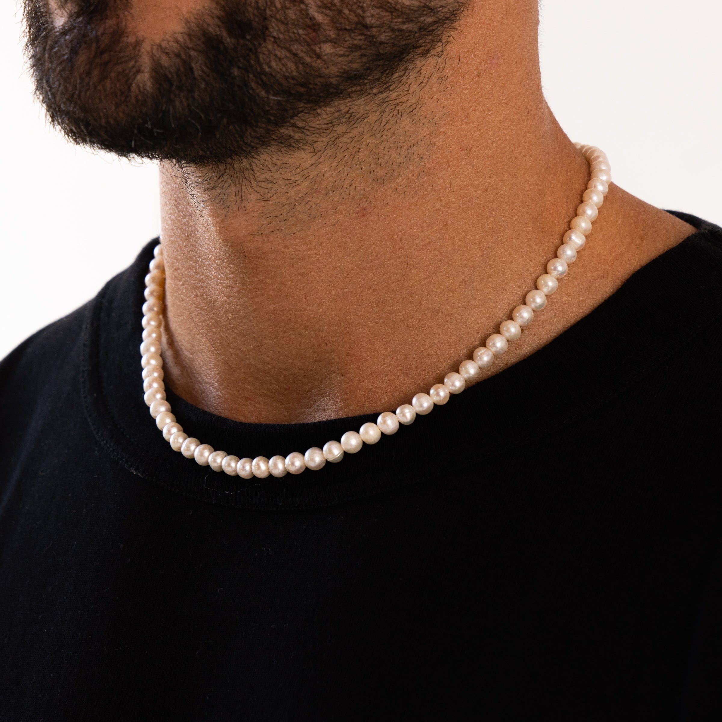 Rounded Real Pearl Necklace (Silver)