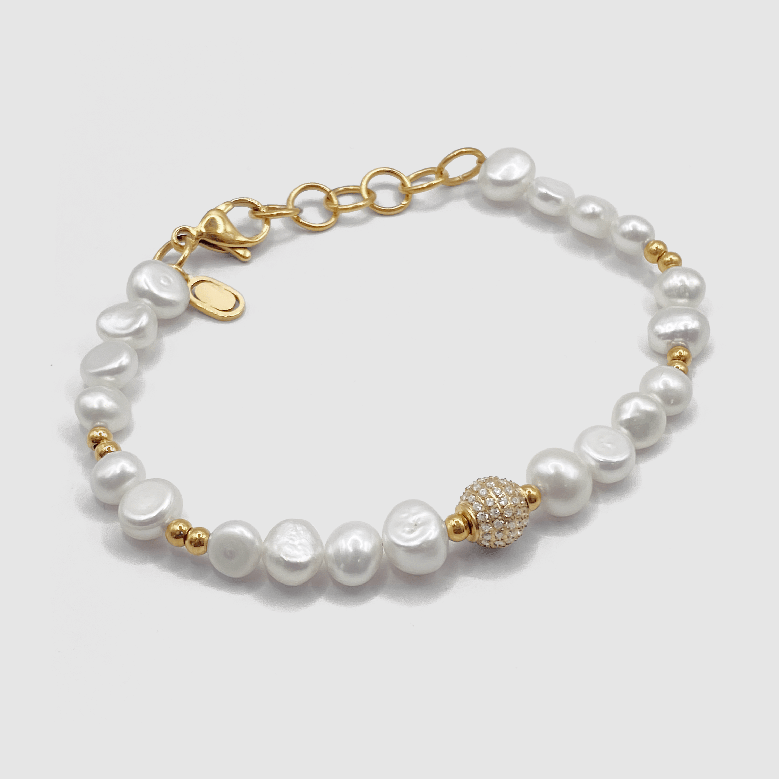 Iced Beaded Real Pearl Bracelet (Gold)