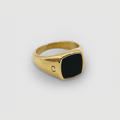 Onyx Squared Stone Signet Ring (Gold)